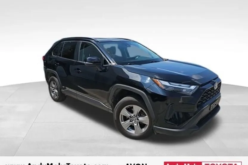 2022 Toyota RAV4 Hybrid XLE photo 1
