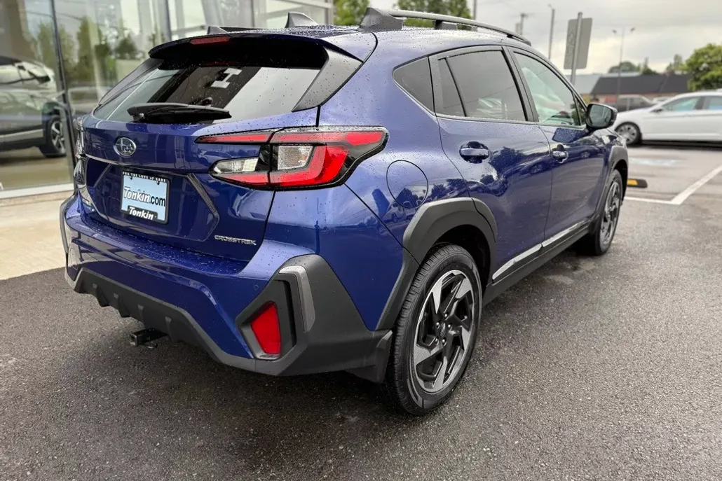 2024 Subaru Crosstrek Limited photo 1
