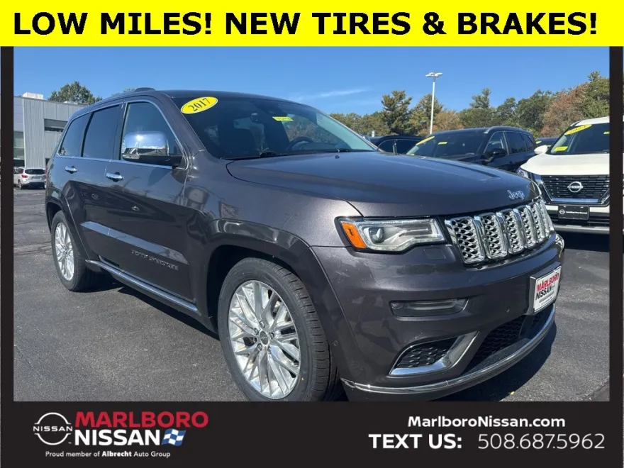 2017 Jeep Grand Cherokee Summit photo 1