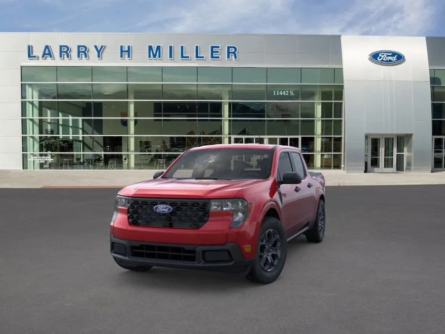 2025 Ford Maverick XLT photo 1