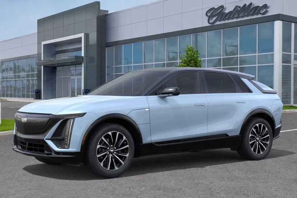2026 Cadillac Lyriq Sport photo 1