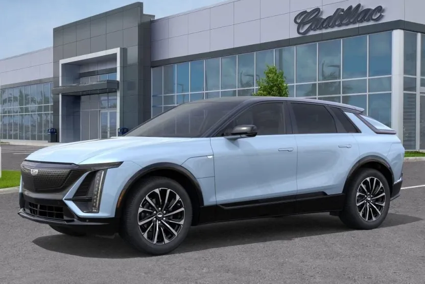 2026 Cadillac Lyriq Sport photo 1