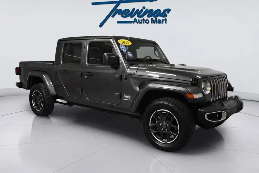 2023 Jeep Gladiator Overland photo 1
