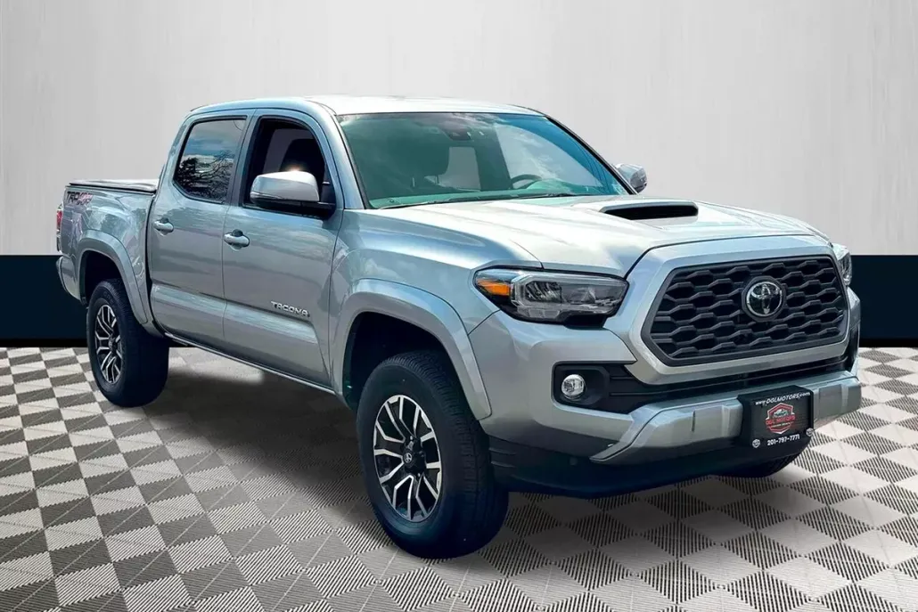 2023 Toyota Tacoma SR5 Double Cab Long Bed photo 1