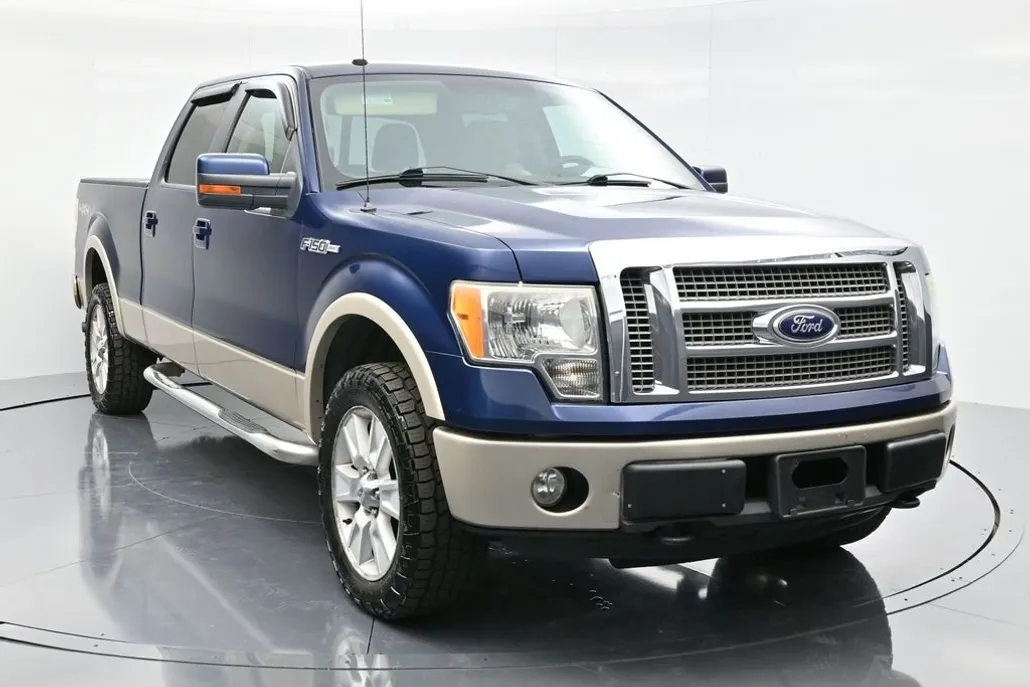 2010 Ford F-150 Lariat photo 1