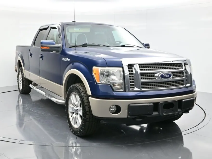 2010 Ford F-150 Lariat photo 1