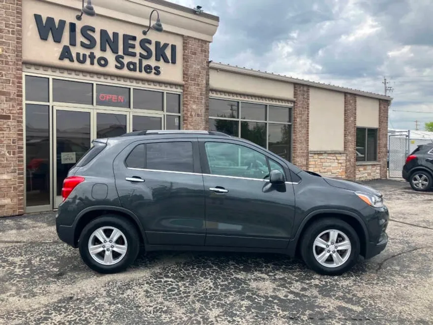 2018 Chevrolet Trax LT photo 1