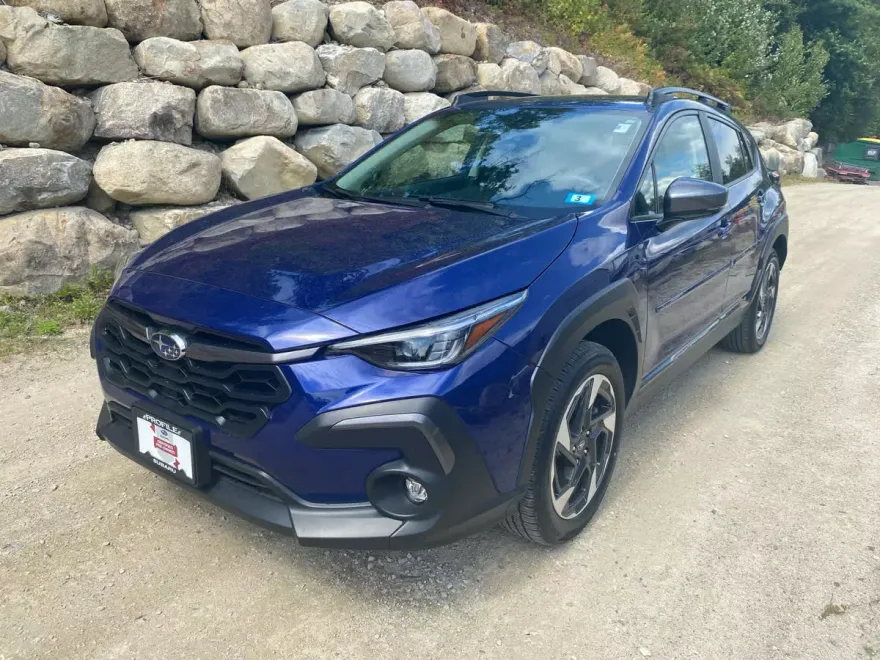 2024 Subaru Crosstrek Limited photo 1