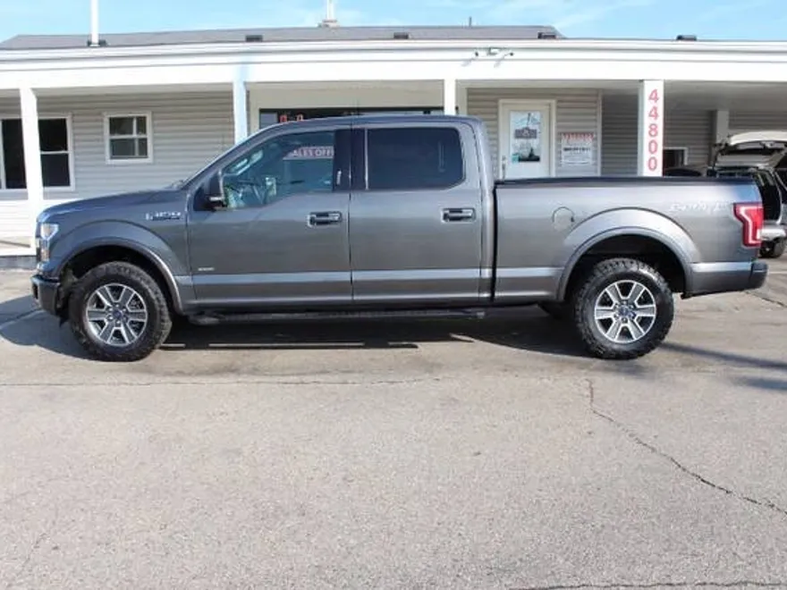 2016 Ford F-150 XLT photo 1