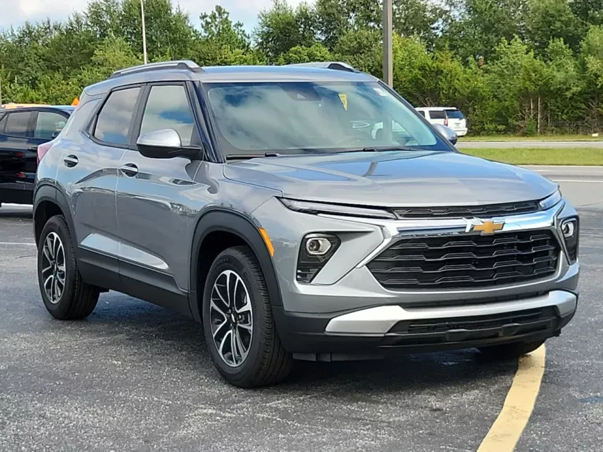 2026 Chevrolet Trailblazer LT photo 1