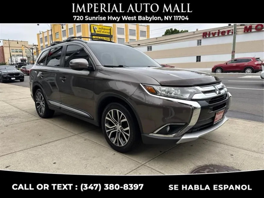 2016 Mitsubishi Outlander SEL photo 1