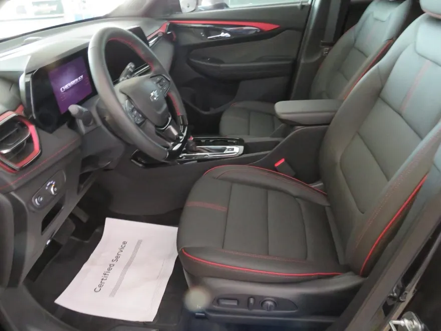 2025 Chevrolet Trailblazer RS photo 1