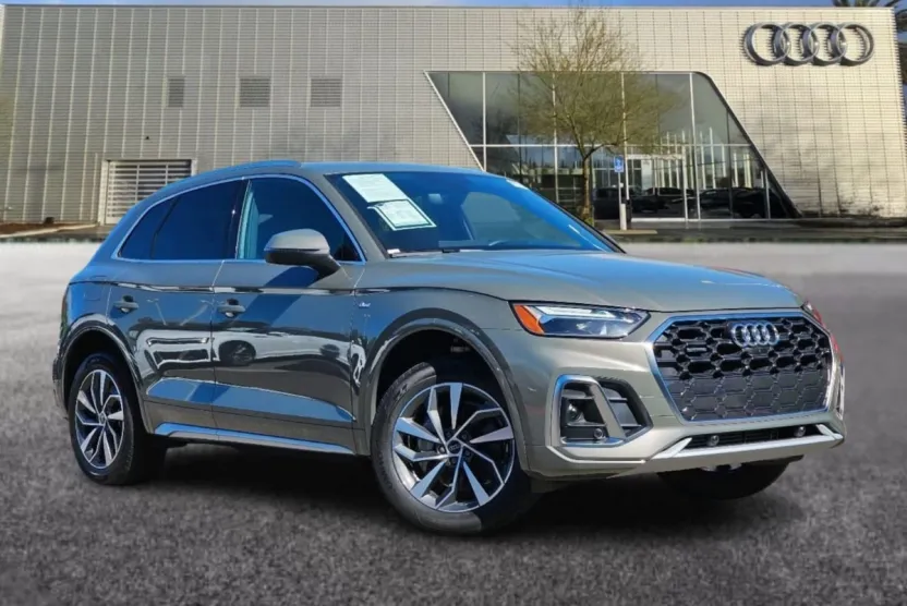 2025 Audi Q5 45 S line Premium Plus photo 1