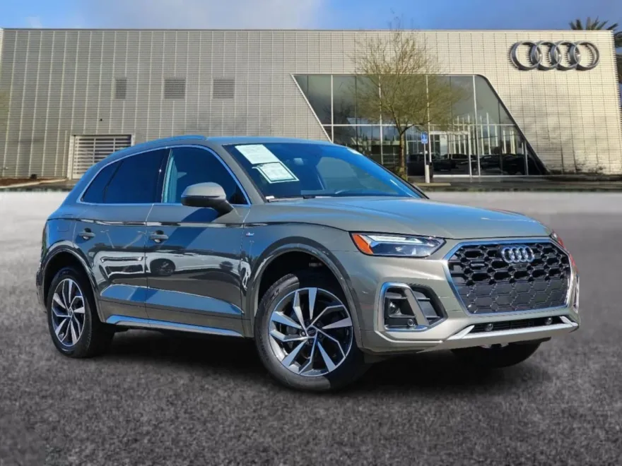 2025 Audi Q5 45 S line Premium Plus photo 1