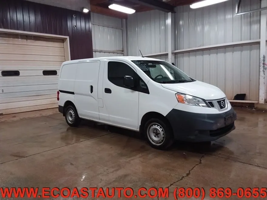 2014 Nissan NV200 S photo 1