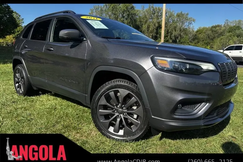 2021 Jeep Cherokee Altitude Latitude Lux photo 1