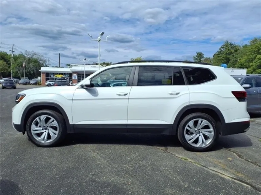 2022 Volkswagen Atlas V6 SE Technology photo 1