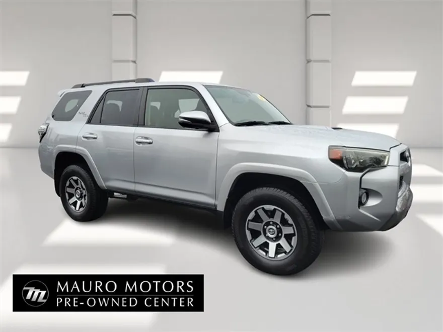 2019 Toyota 4Runner TRD Off-Road Premium 4WD photo 1