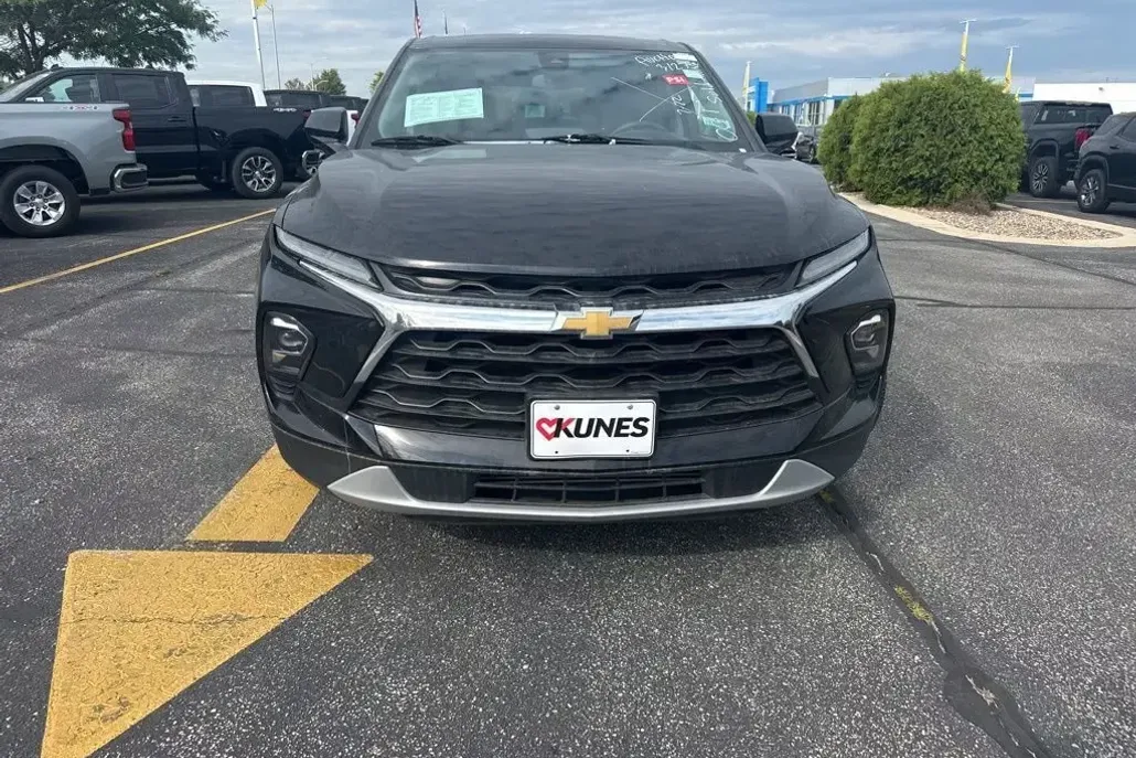 2024 Chevrolet Blazer 2LT photo 1