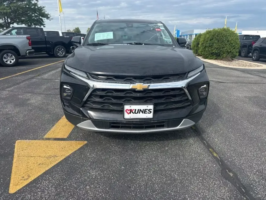 2024 Chevrolet Blazer 2LT photo 1