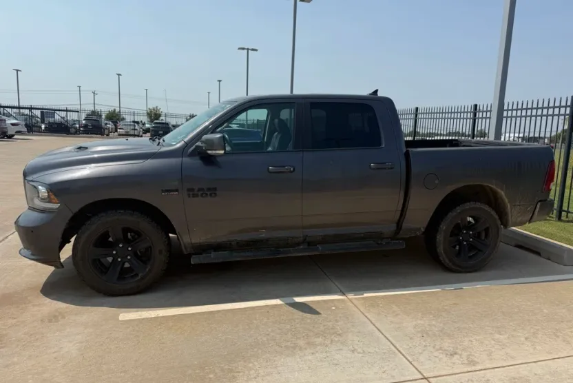 2018 Ram 1500 Sport photo 1