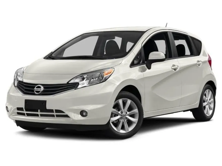 2015 Nissan Versa Note SV photo 1