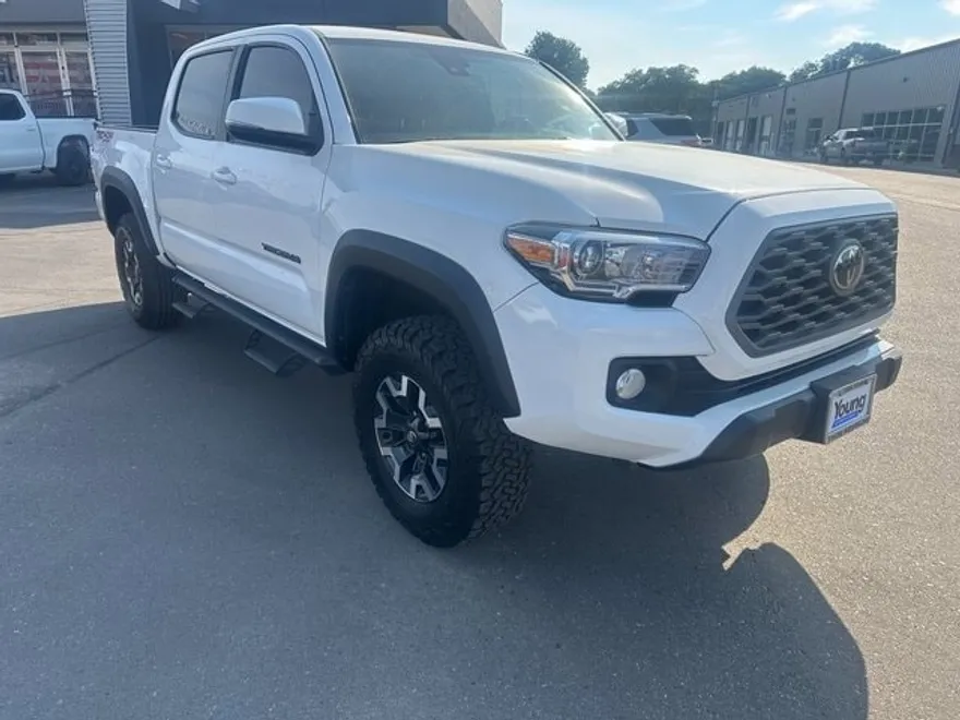2023 Toyota Tacoma SR Double Cab photo 1
