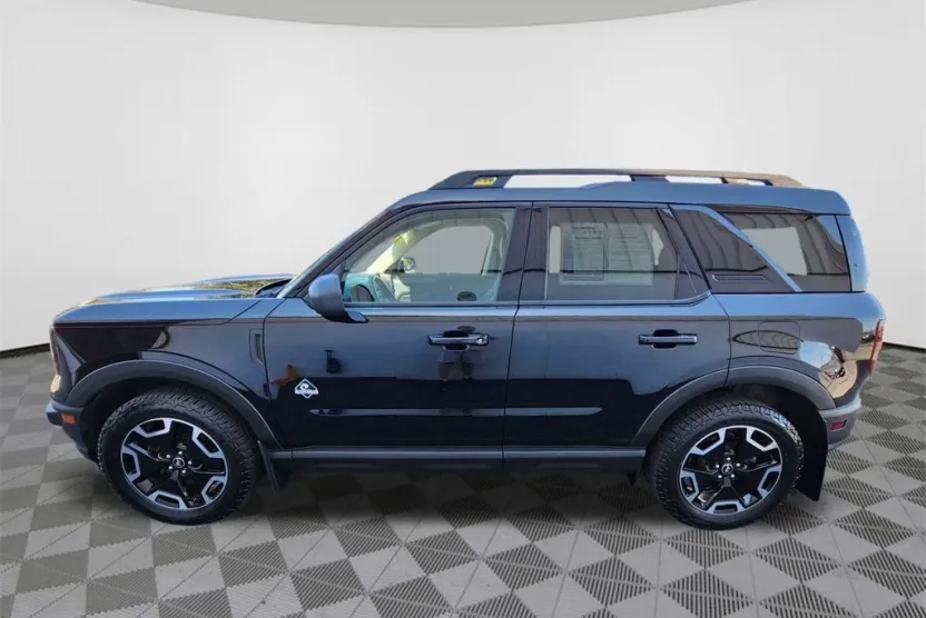 2022 Ford Bronco Sport Outer Banks photo 1