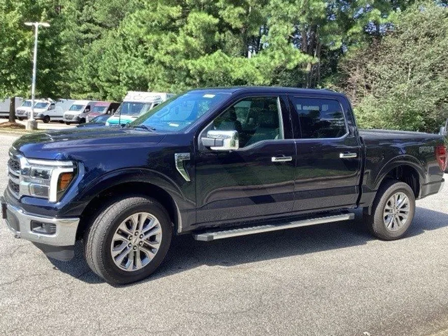 2025 Ford F-150 Lariat photo 1