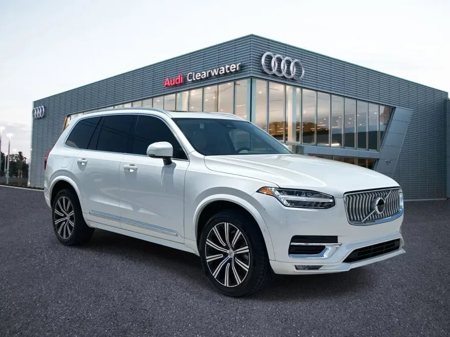2024 Volvo XC90 AWD Core photo 1