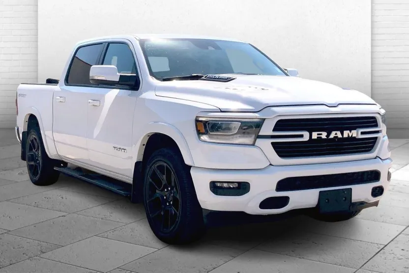2022 Ram 1500 Laramie photo 1