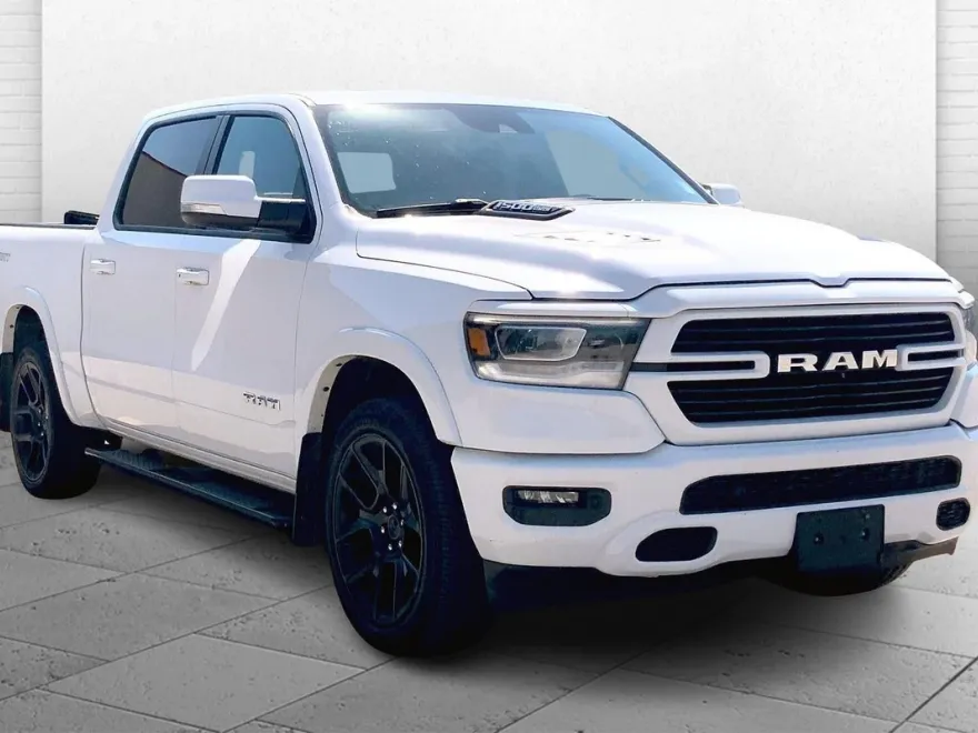 2022 Ram 1500 Laramie photo 1