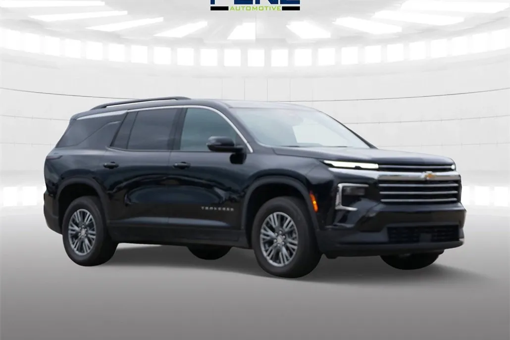 2025 Chevrolet Traverse photo 1