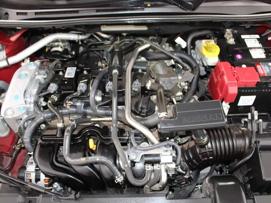 2022 Nissan Sentra SR photo 1