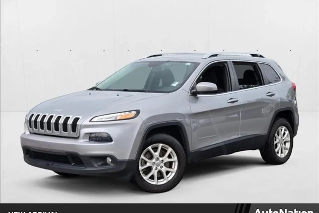 2016 Jeep Cherokee Latitude photo 1