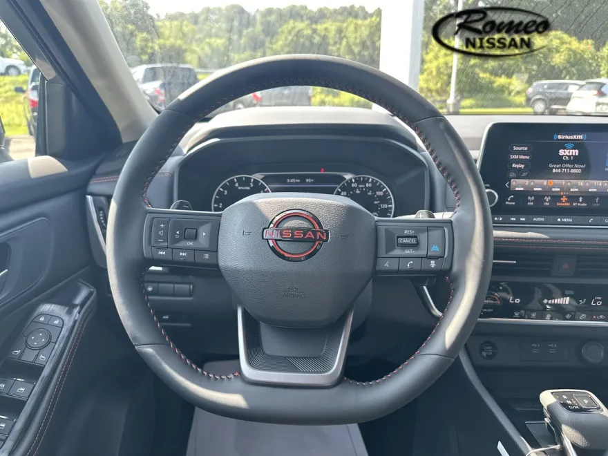 2026 Nissan Rogue SV photo 1