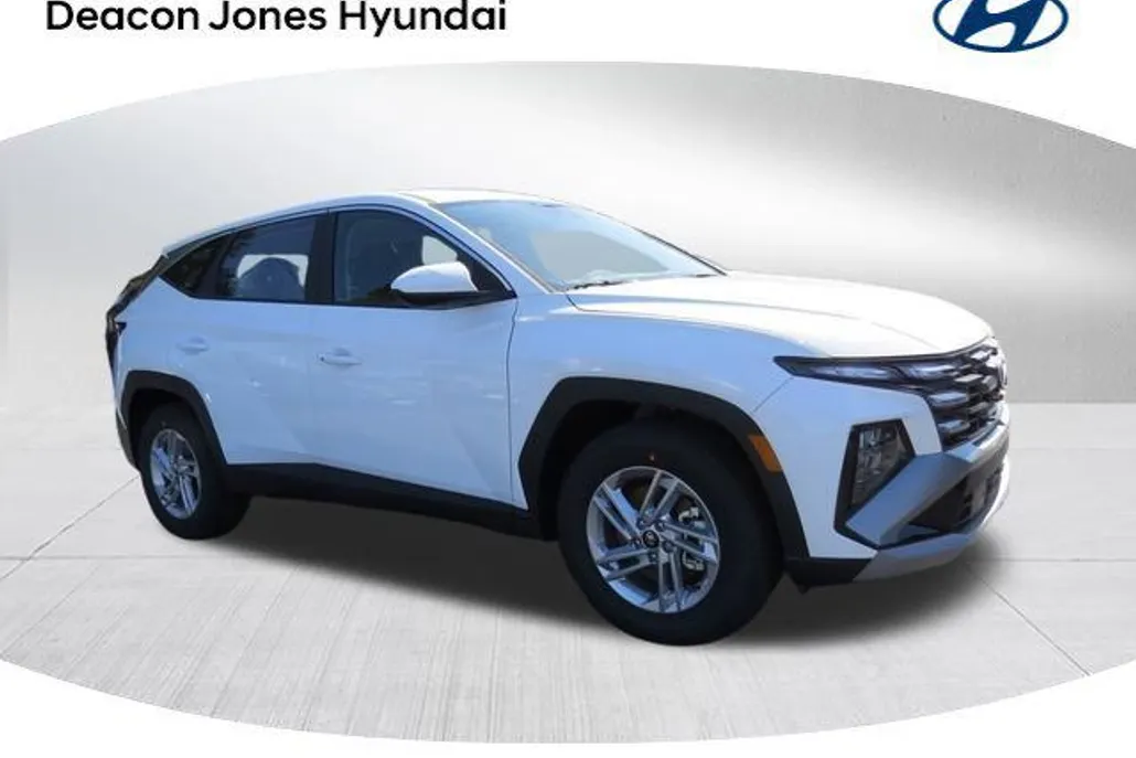 2025 Hyundai Tucson SE photo 1