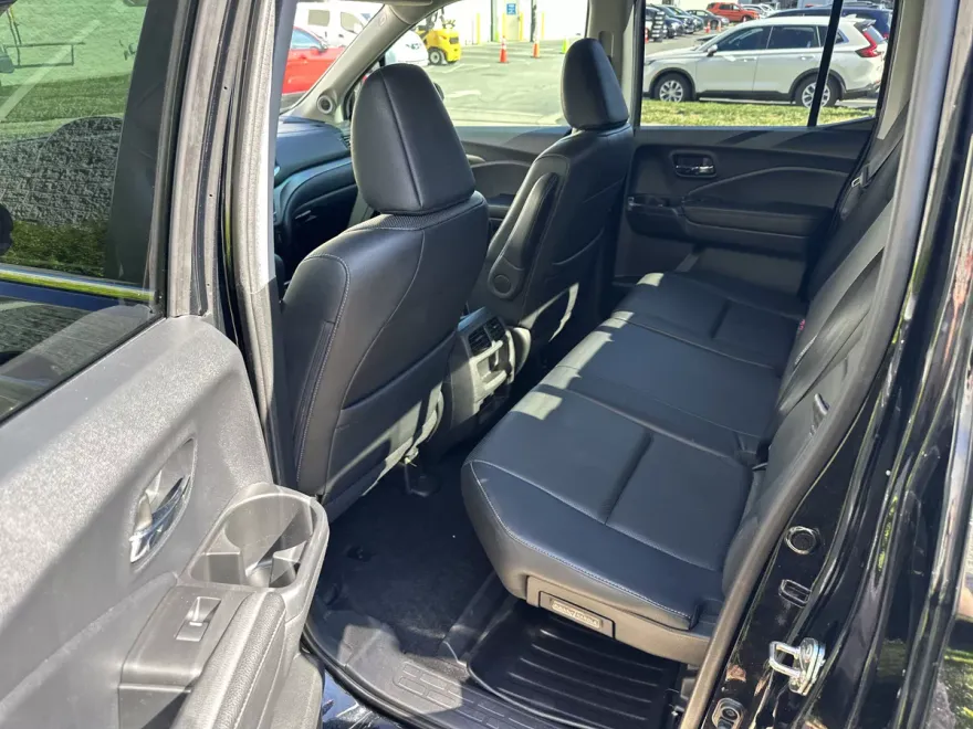 2019 Honda Ridgeline RTL photo 1