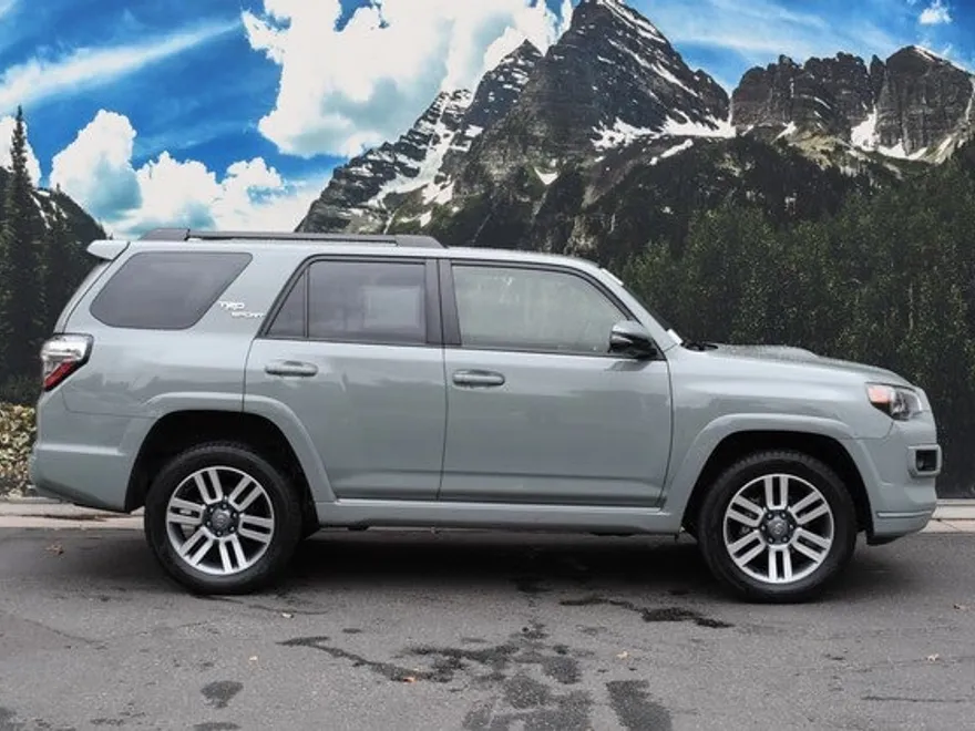 2023 Toyota 4Runner TRD Sport photo 1