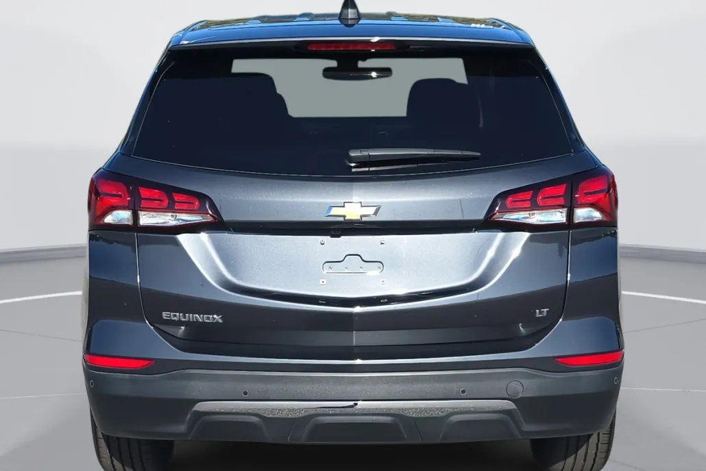 2023 Chevrolet Equinox photo 1