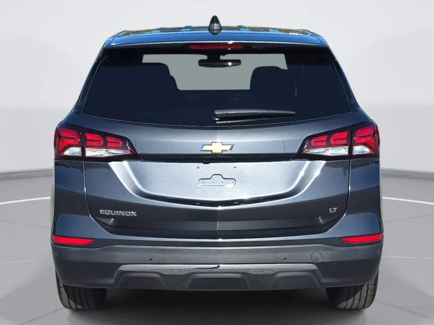 2023 Chevrolet Equinox photo 1