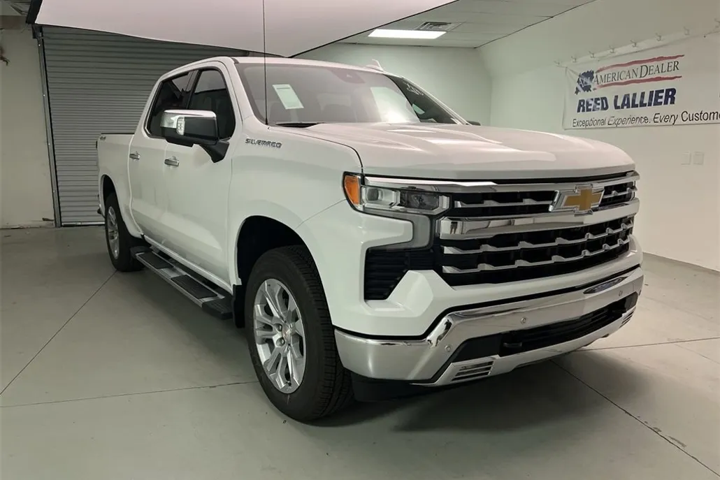 2026 Chevrolet Silverado 1500 photo 1