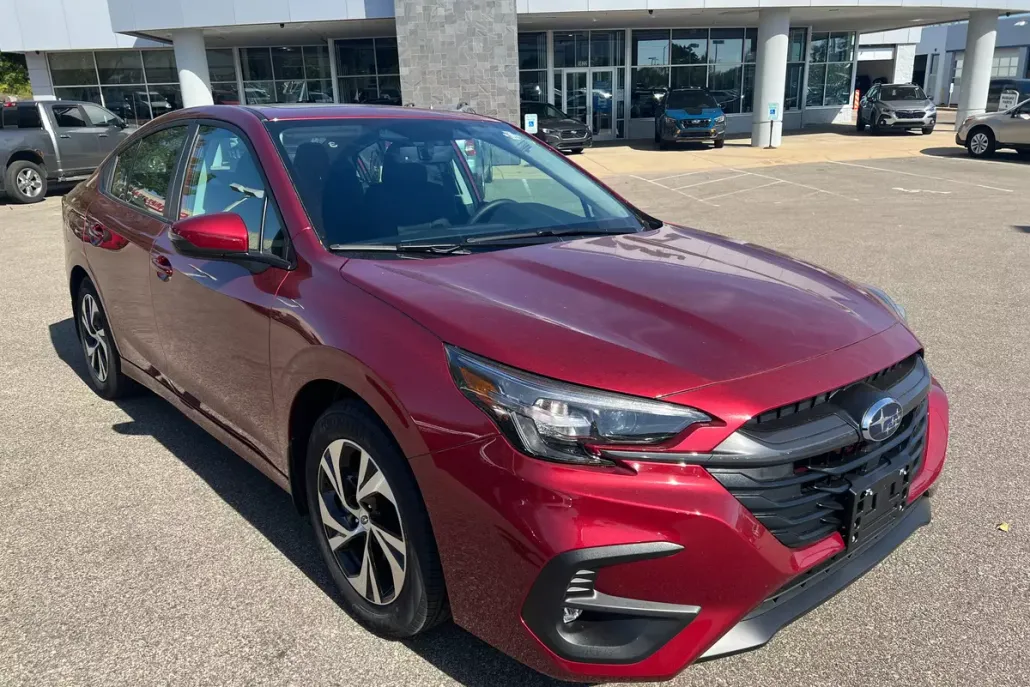 2025 Subaru Legacy Premium photo 1