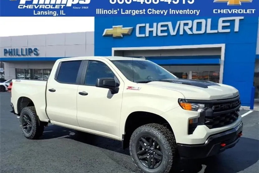 2026 Chevrolet Silverado 1500 Custom Trail Boss photo 1