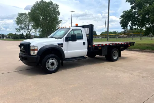 2009 Ford F-550 XLT photo 2