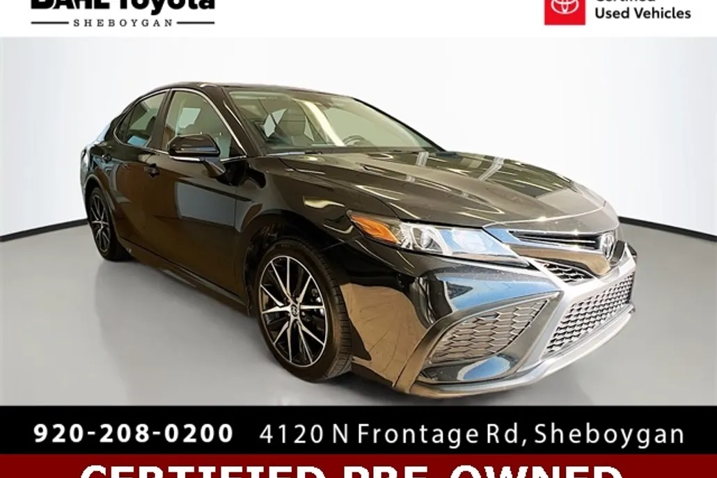 2023 Toyota Camry SE photo 1