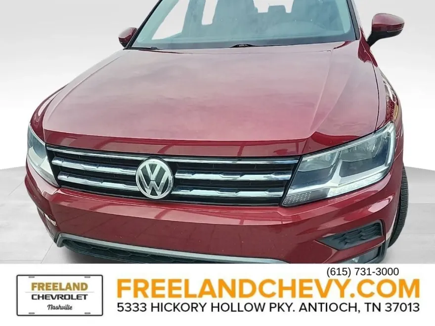 2018 Volkswagen Tiguan SEL photo 1