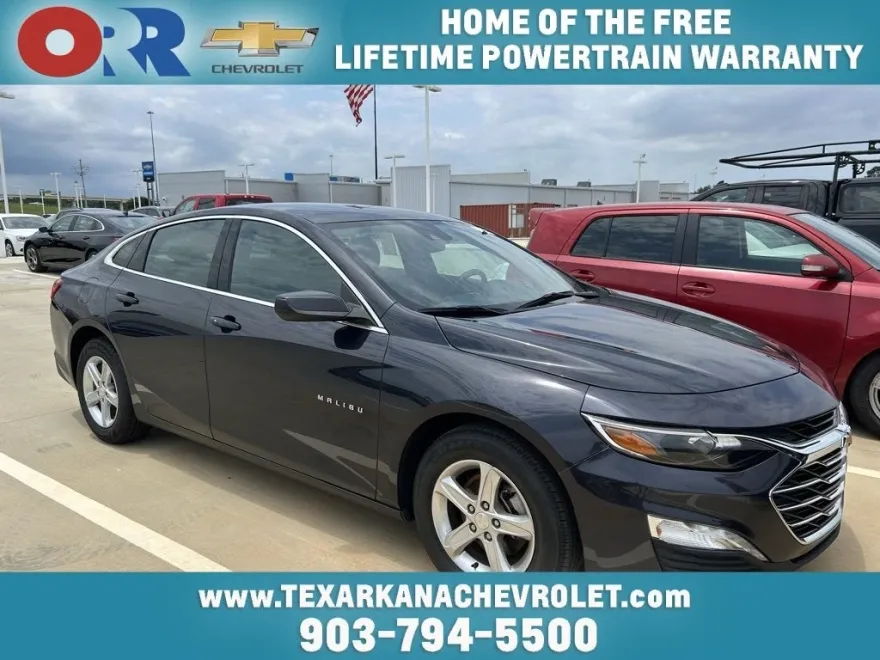 2023 Chevrolet Malibu 1LT photo 1