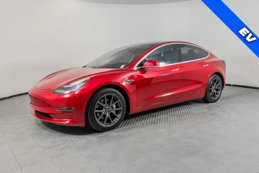 2018 Tesla Model 3 Long Range photo 1