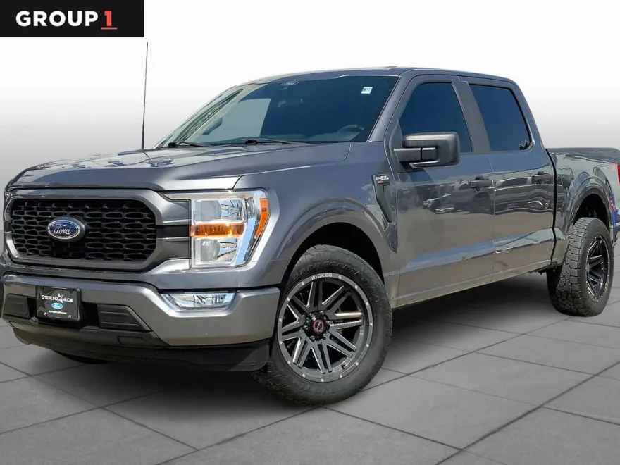 2022 Ford F-150 XL photo 1
